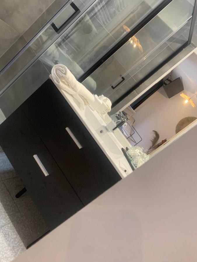 Les Thermes Du Beffroi Calais Kültér fotó