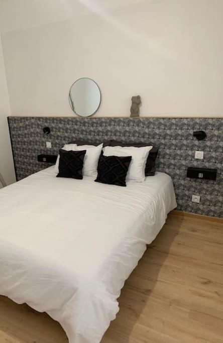 Les Thermes Du Beffroi Calais Kültér fotó
