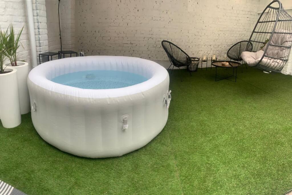 Les Thermes Du Beffroi Calais Kültér fotó